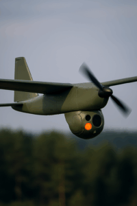 DRON MILITAR DE RECONOCIMIENTO Y VIGILANCIA